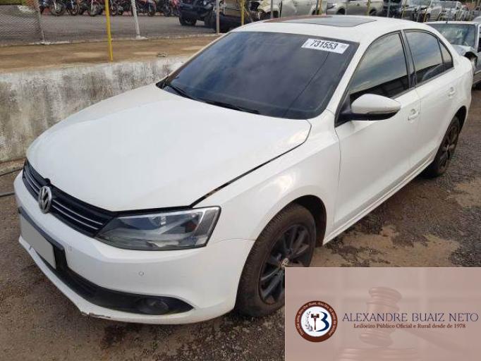 VOLKSWAGEN JETTA 13/13