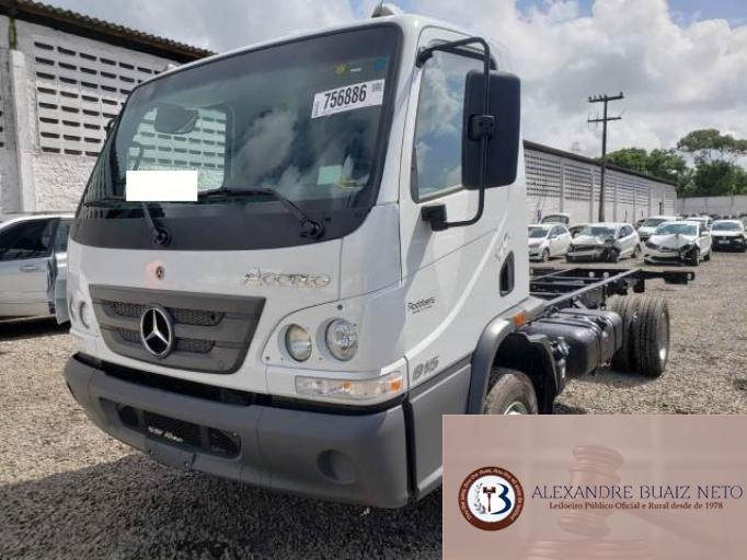 MERCEDES BENZ ACCELO 815 22/22