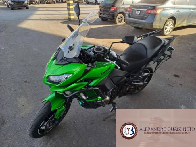 KAWASAKI VERSYS 17/17