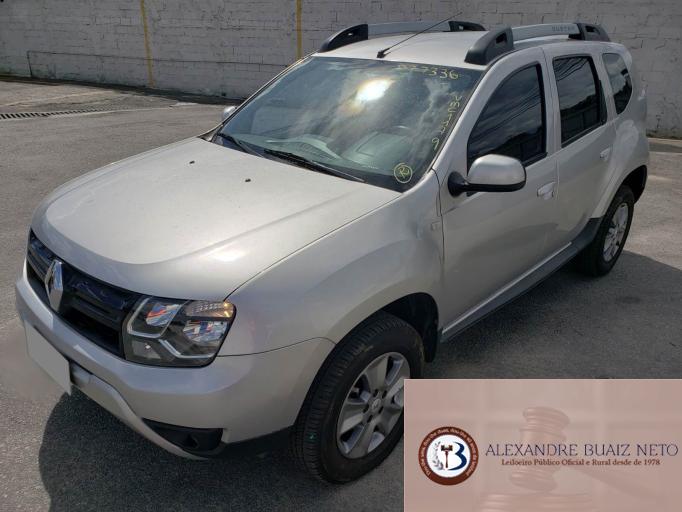 RENAULT DUSTER 19/19